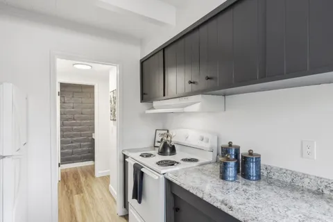 $579,000 | 451 Dela Vina Avenue, Unit 107, Monterey, CA 93940
