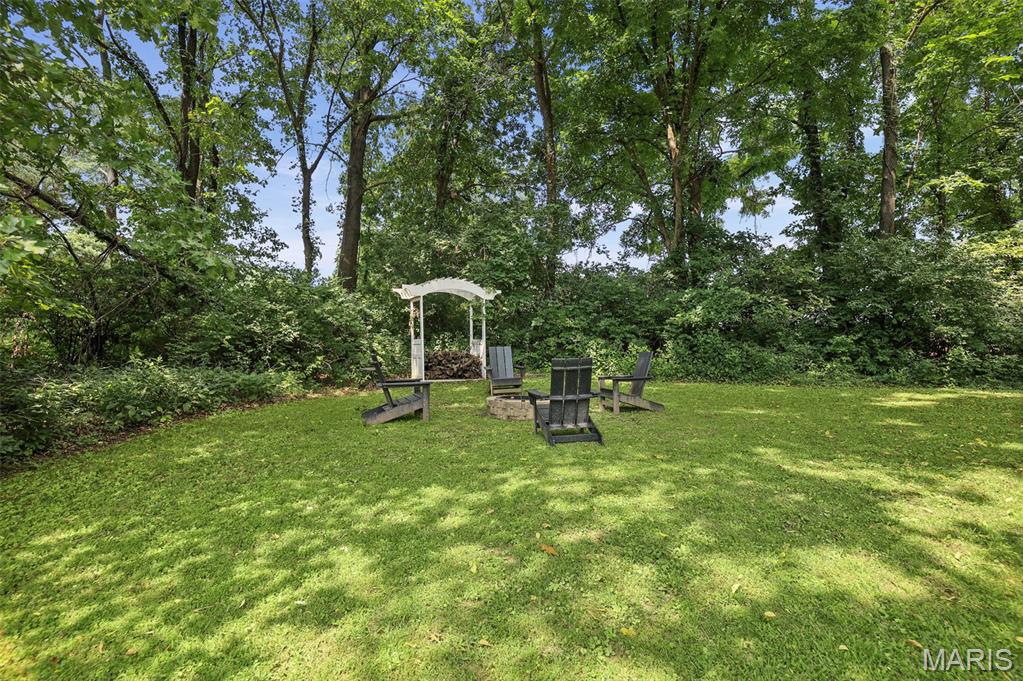 5944 Sugar Loaf Road Collinsville, IL 62234 - Photo 4 of 31 Gallery Image 4