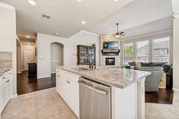 $685,000 | 9886 Atlantic Lane, Frisco, TX 75035