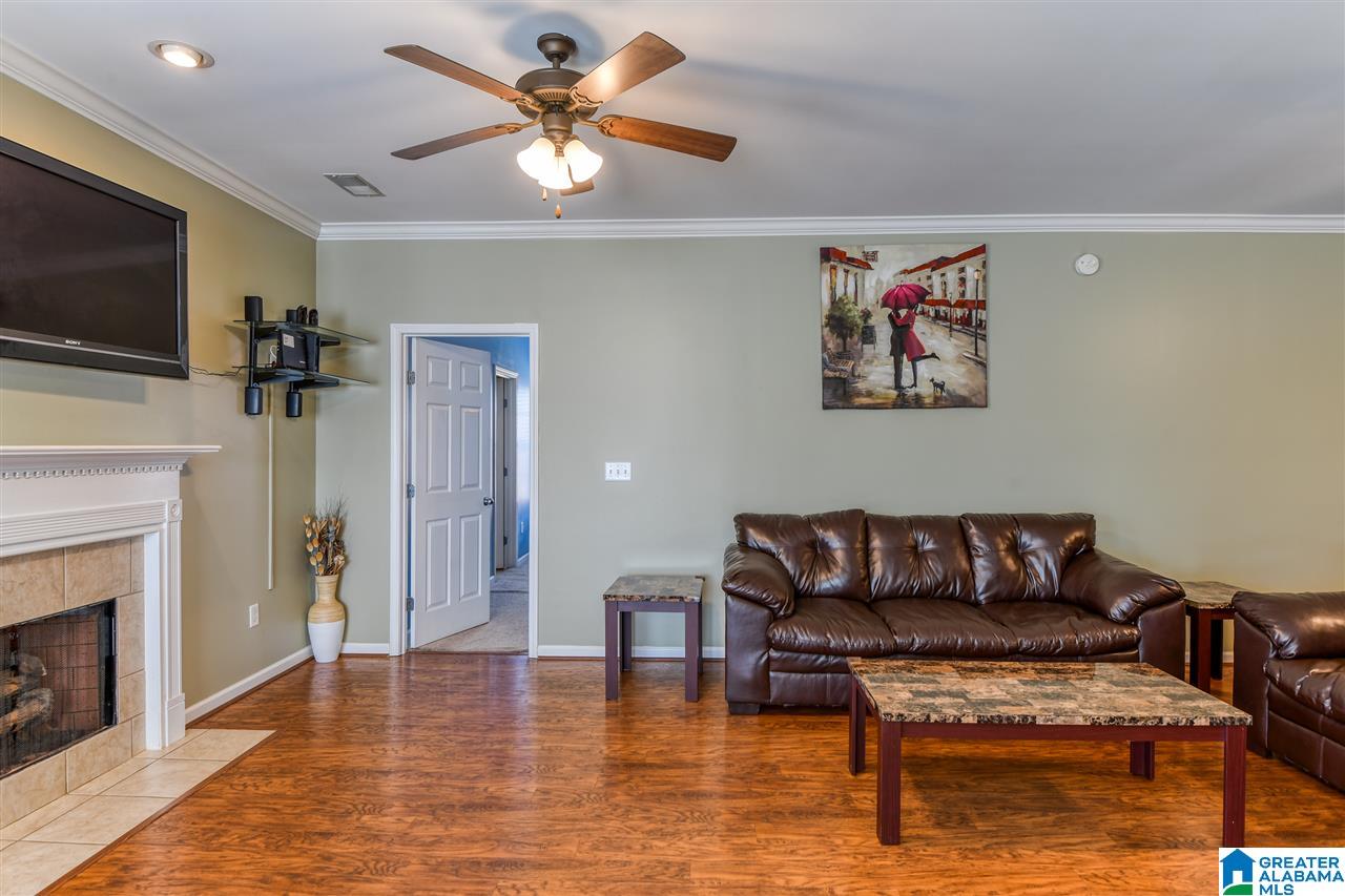 404 Summit Way Fultondale, AL 35068 - Photo 6 of 45