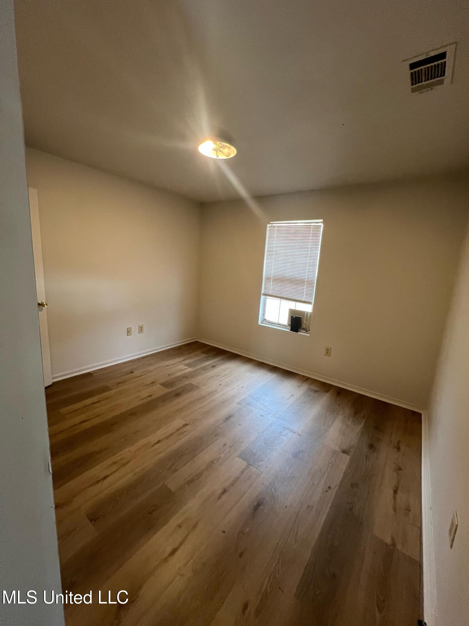 1645 Darden Road Jackson, MS 39213 - Photo 15 of 60 edb091a0-586f-4bf8-b750-7a1cdf749443