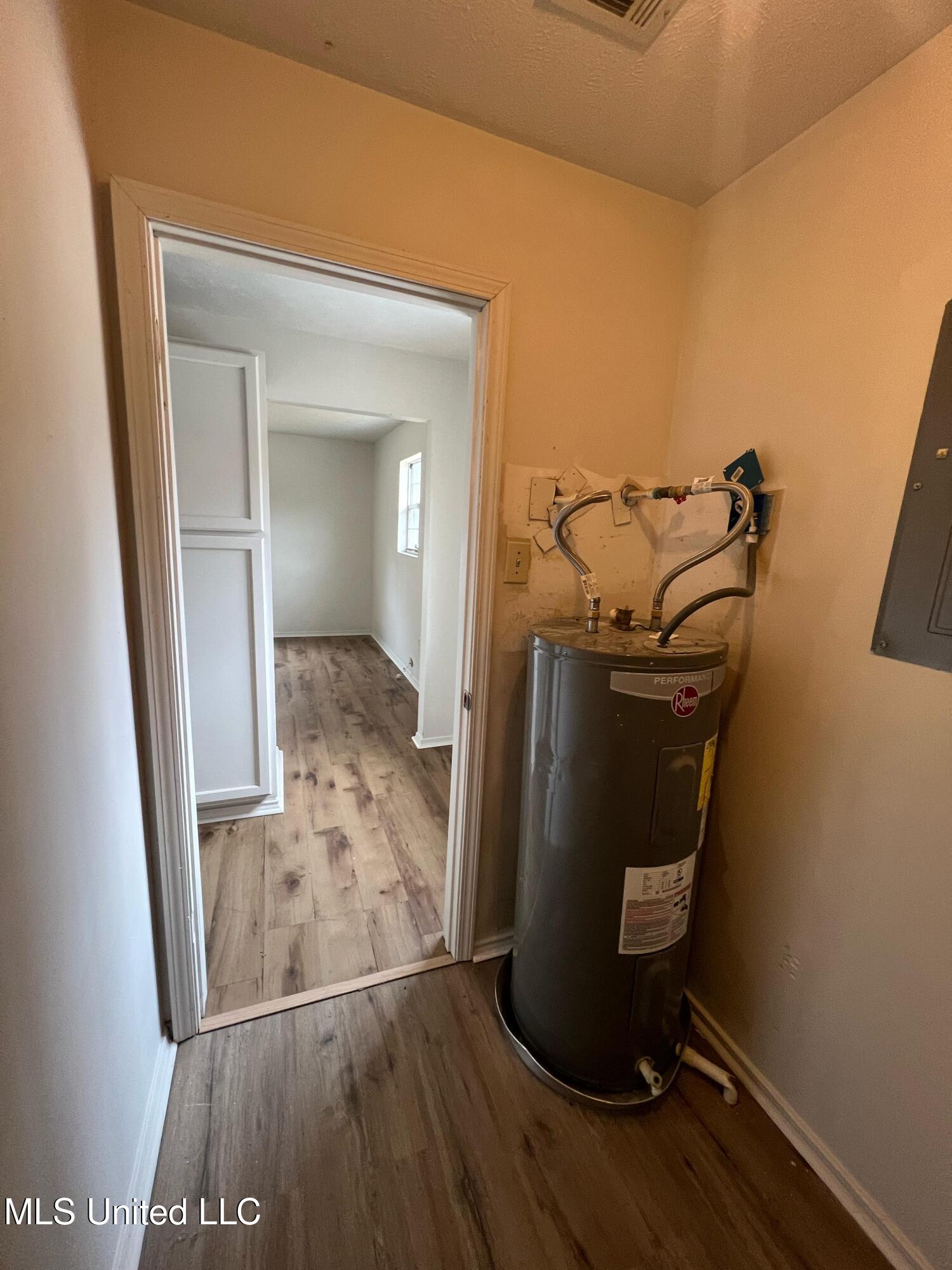 1645 Darden Road Jackson, MS 39213 - Photo 2 of 60 2b05942b-0cd9-46d7-b8e6-f74098076a99