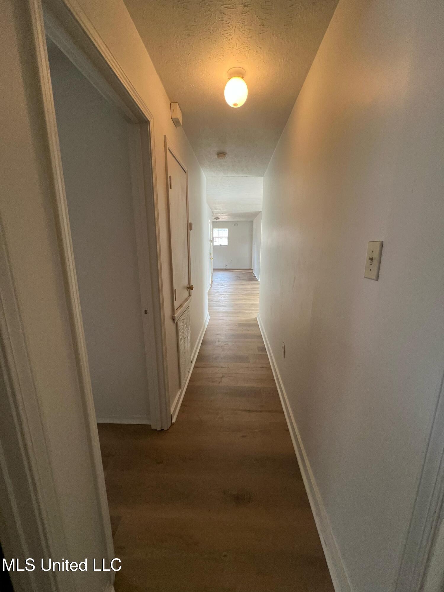 1645 Darden Road Jackson, MS 39213 - Photo 37 of 60 a98d2489-1ac3-4283-80ac-cde3abe78f53