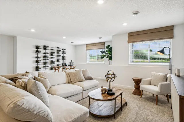 $586,115 | 20144 68th Avenue, Hamel, MN 55340