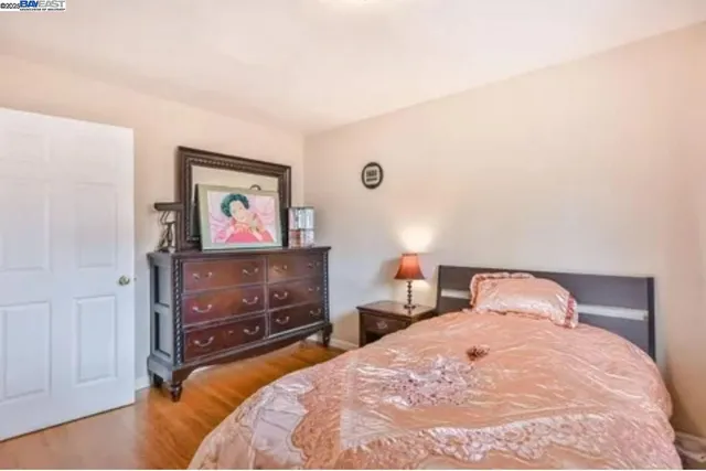 $1,799,200 | 917 Mills Avenue, San Bruno, CA 94066