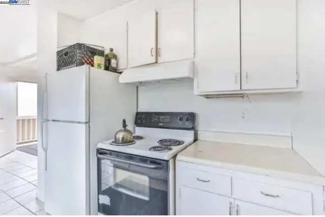 $1,799,200 | 917 Mills Avenue, San Bruno, CA 94066