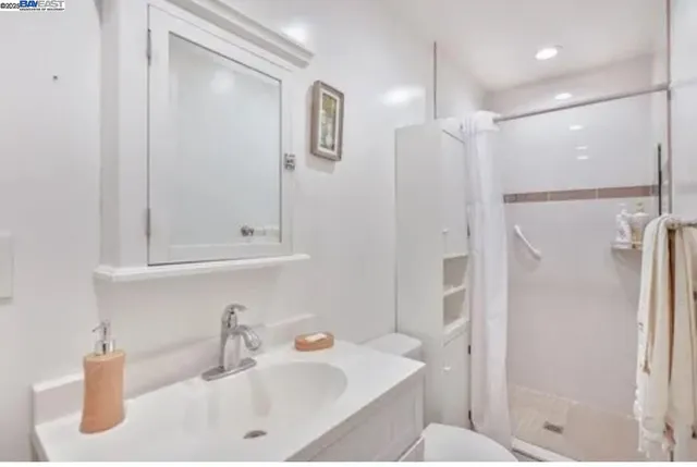 $1,799,200 | 917 Mills Avenue, San Bruno, CA 94066