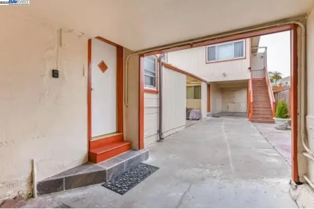 $1,799,200 | 917 Mills Avenue, San Bruno, CA 94066