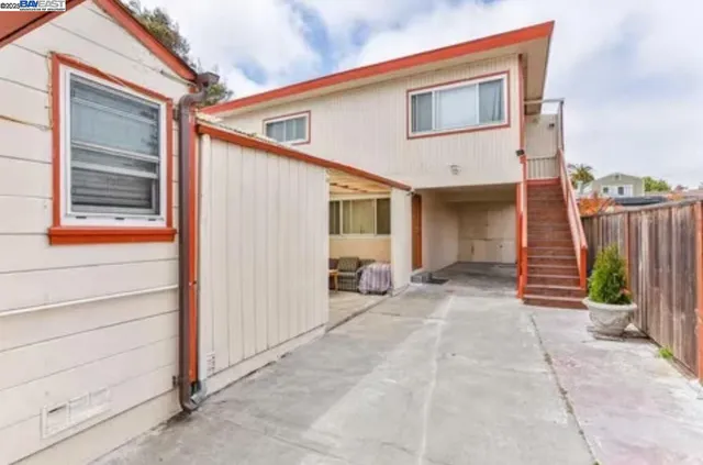 $1,799,200 | 917 Mills Avenue, San Bruno, CA 94066