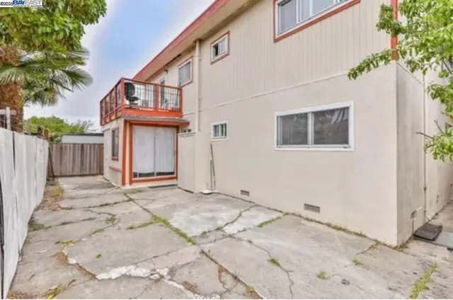$1,799,200 | 917 Mills Avenue, San Bruno, CA 94066