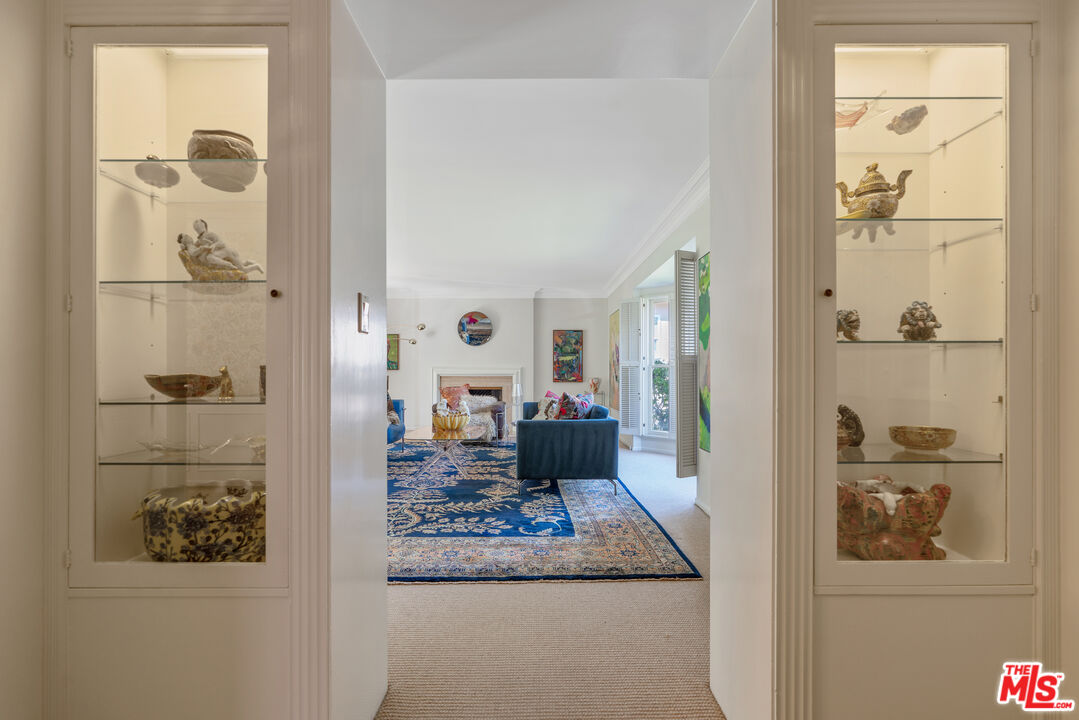 11806 Bellagio Road Los Angeles, CA 90049 - Photo 3 of 42 Gallery Image 3