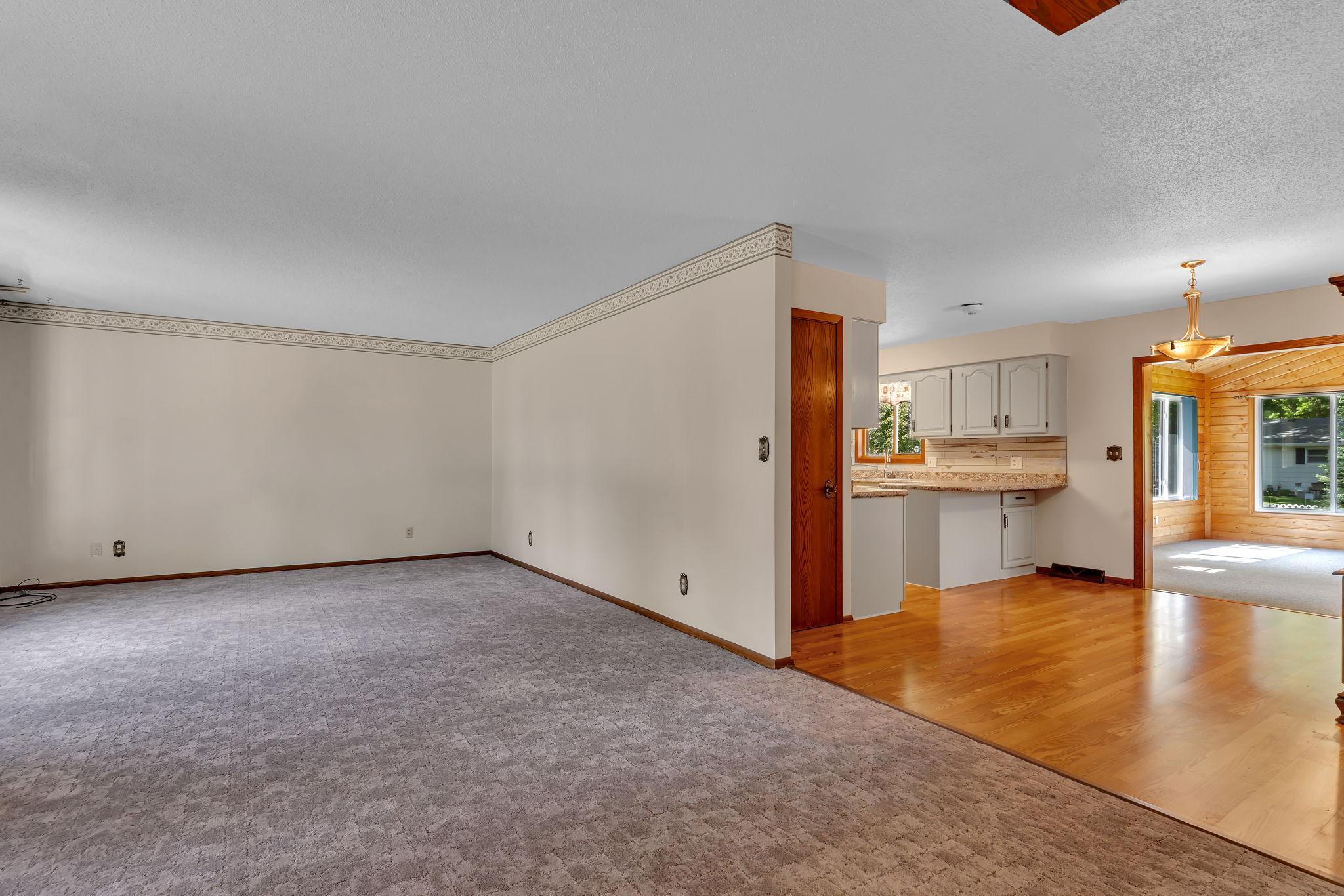 608 26th Avenue Southwest Willmar, MN 56201 - Photo 25 of 38