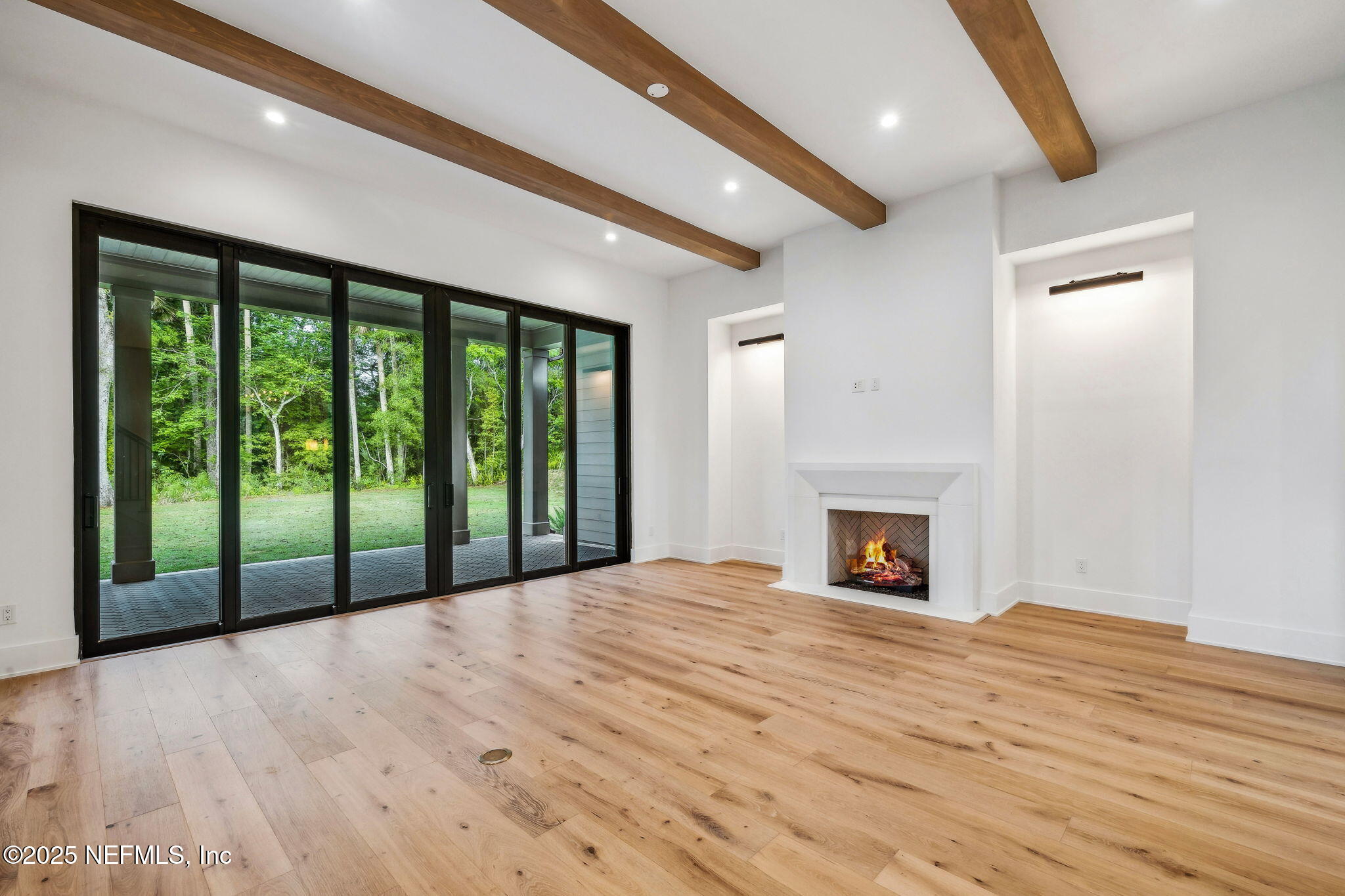 4650 Palm Valley Road Ponte Vedra Beach, FL 32082 - Photo 12 of 80 15. Greatroom