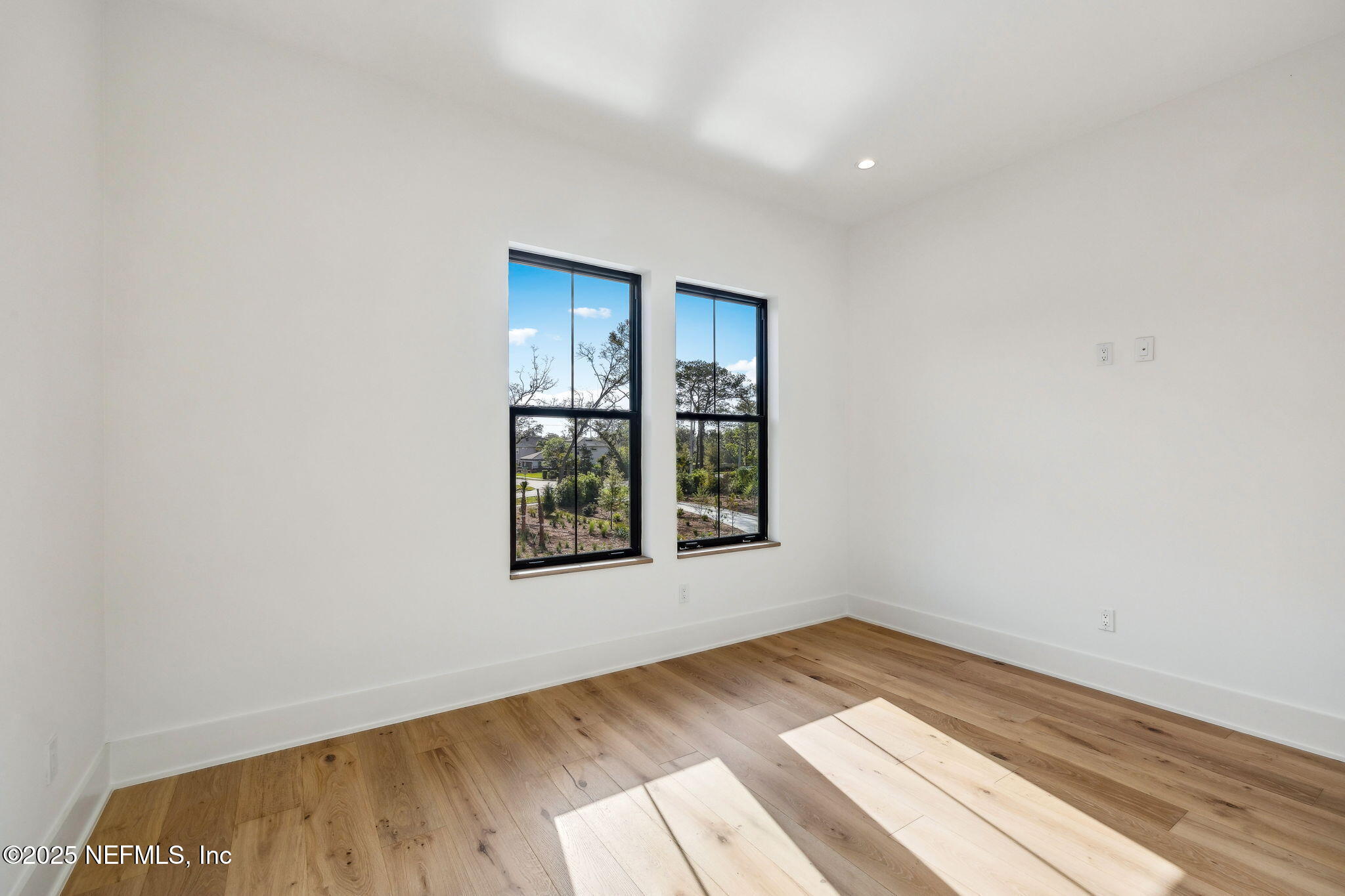 4650 Palm Valley Road Ponte Vedra Beach, FL 32082 - Photo 51 of 80 a view of an empty room and window
