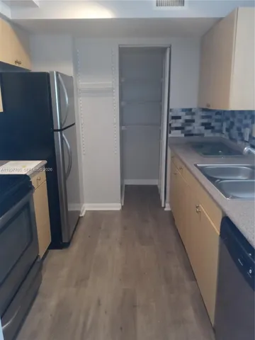 $2,575 | Parkside, Hollywood, FL 33020