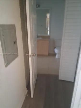 $2,425 | 1900 Van Buren Street, Unit 309B, Hollywood, FL 33020