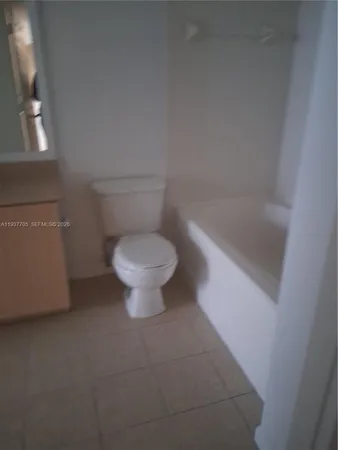 $2,425 | 1900 Van Buren Street, Unit 309B, Hollywood, FL 33020