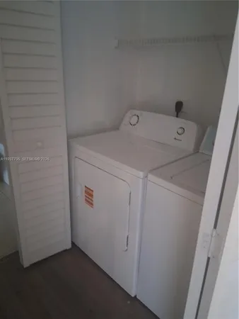 $2,425 | 1900 Van Buren Street, Unit 309B, Hollywood, FL 33020