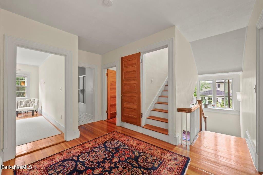 136 Pomeroy Avenue Pittsfield, MA 01201 - Photo 17 of 37 230 Second Floor Landing