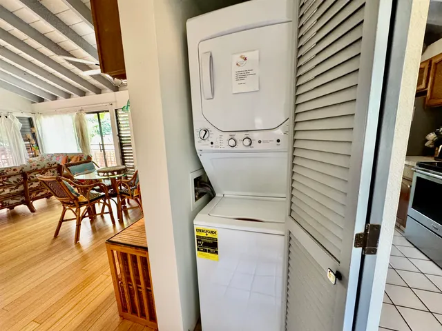 $279,000 | 50 Kepuhi Place, Unit 201, Maunaloa, HI 96770