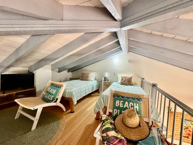 $279,000 | 50 Kepuhi Place, Unit 201, Maunaloa, HI 96770