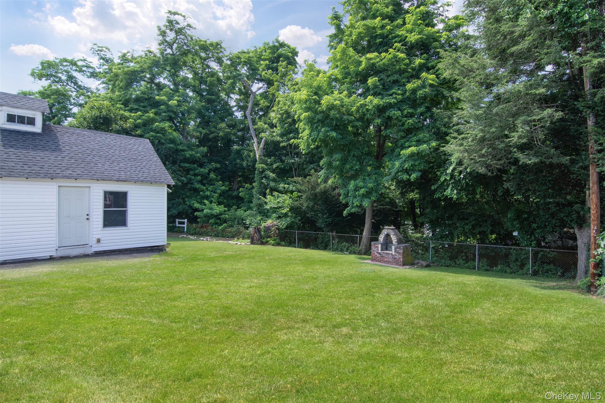74 Oregon Road Cortlandt Manor, NY 10567 - Photo 26 of 36