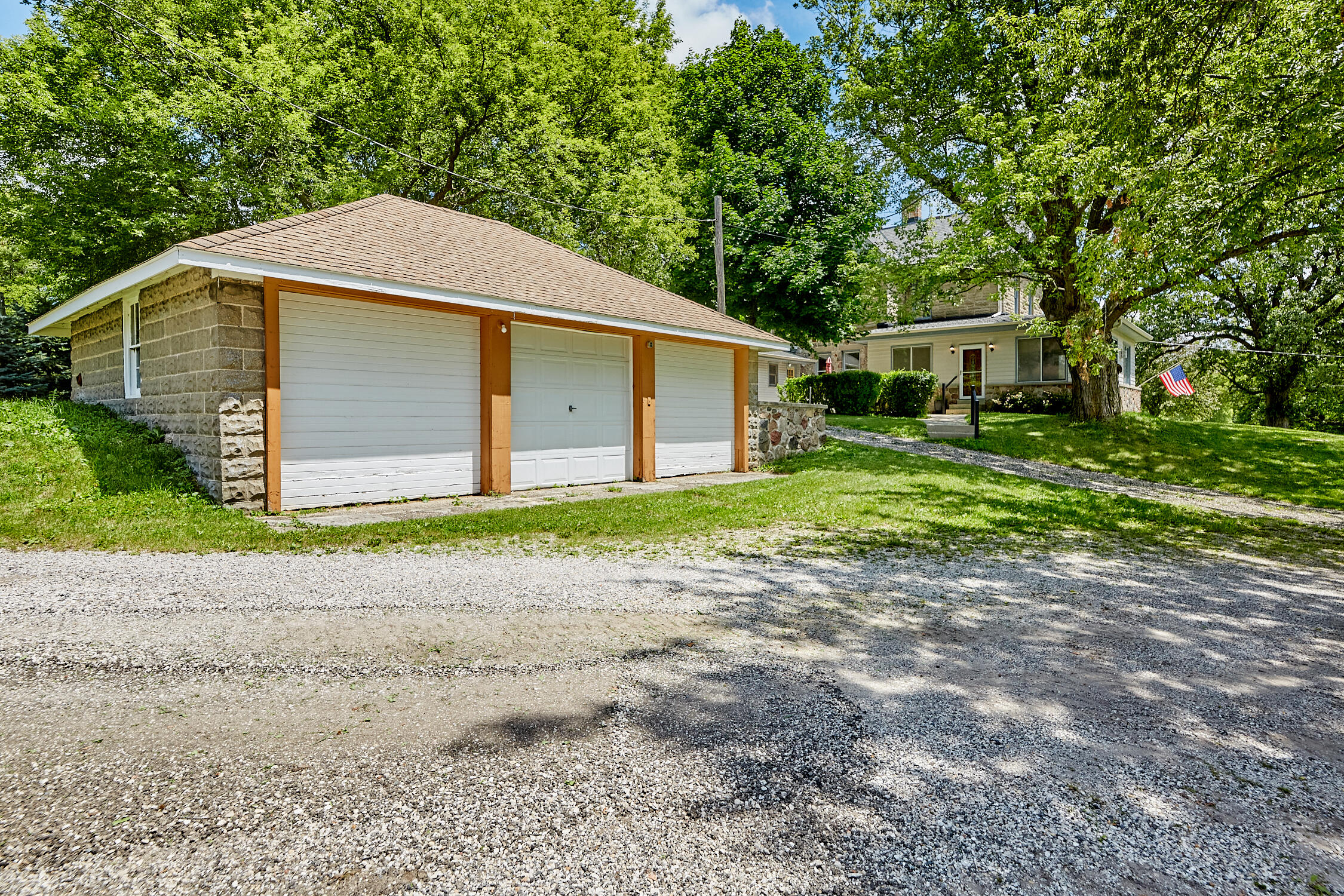 S25-w31794 Brandybrook Road Wales, WI 53183 - Photo 12 of 38 3 Car Garage/Workshop
