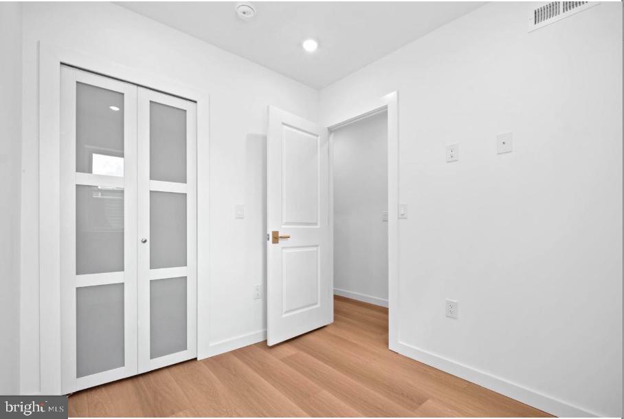 2215 Mutter Street Philadelphia, PA 19133 - Photo 13 of 25