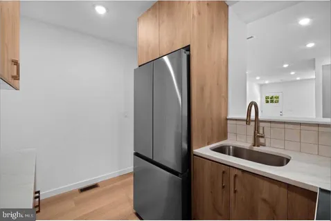 $240,000 | 2215 Mutter Street, Philadelphia, PA 19133