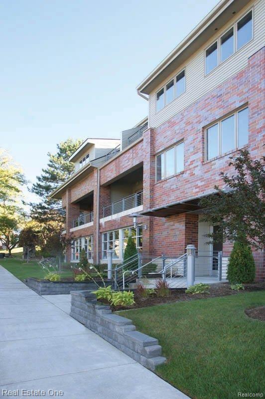 714 North Main Street, Unit 315 Rochester, MI 48307 - Photo 3 of 12 CONDOREXT1