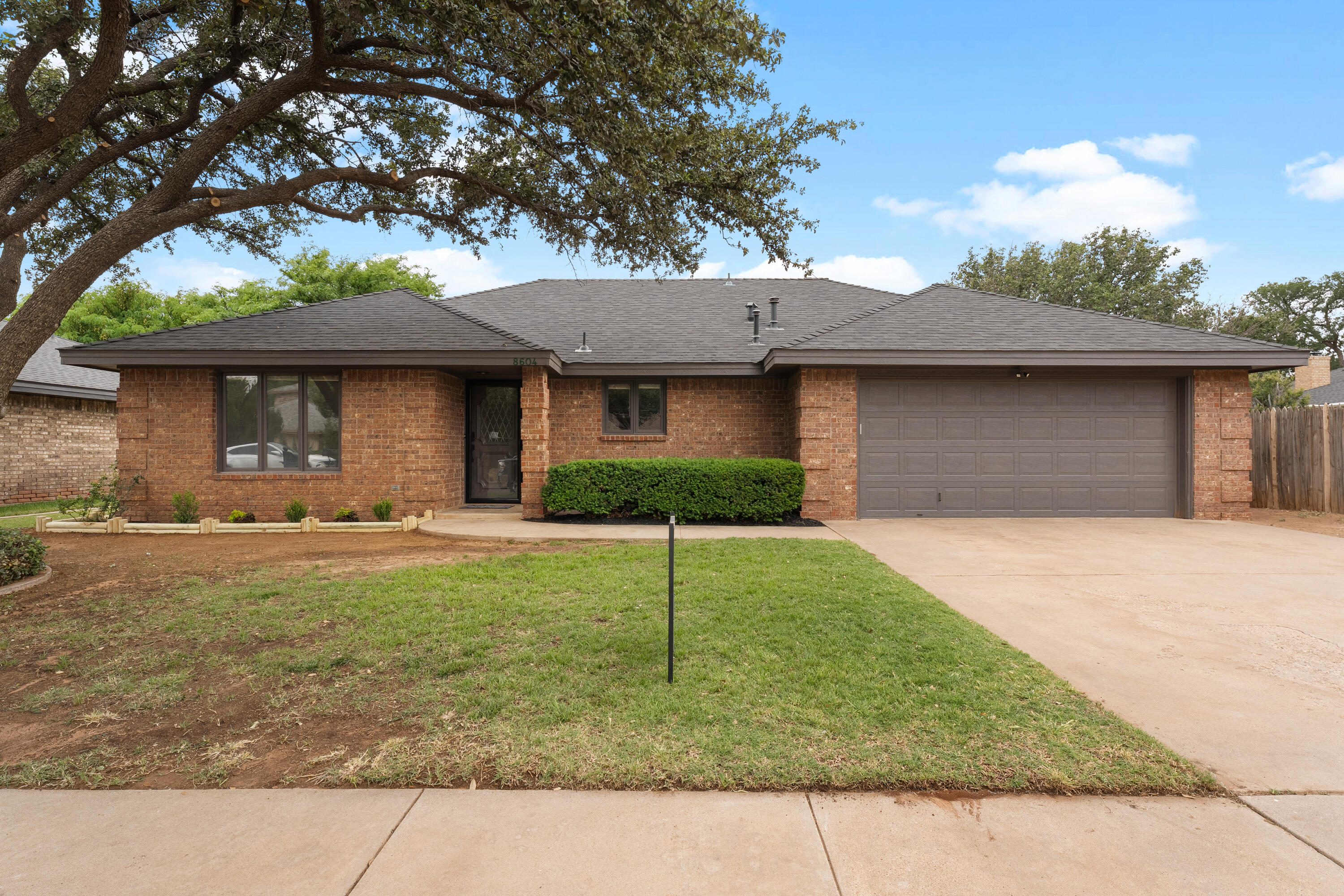 8604 Colton Avenue Lubbock, TX 79424 - Photo 1 of 28 DSC02029