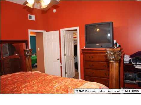 7240 Hurt Road Horn Lake, MS 38637 - Photo 11 of 15 Additional Photo