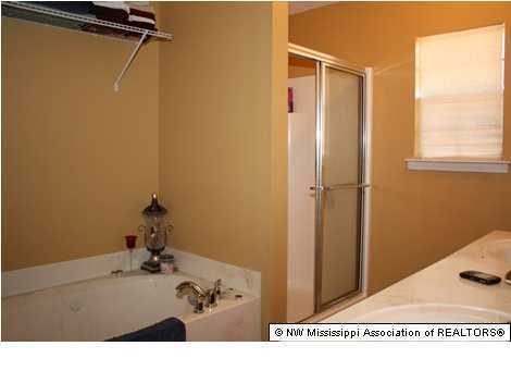 7240 Hurt Road Horn Lake, MS 38637 - Photo 12 of 15 Additional Photo