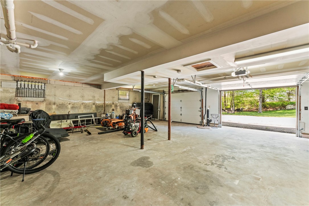 304 Post Road Westerly, RI 02891 - Photo 20 of 50