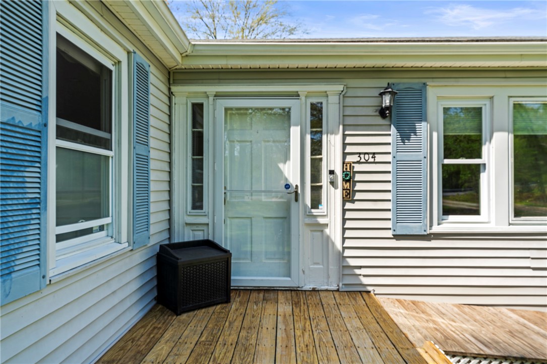 304 Post Road Westerly, RI 02891 - Photo 28 of 50