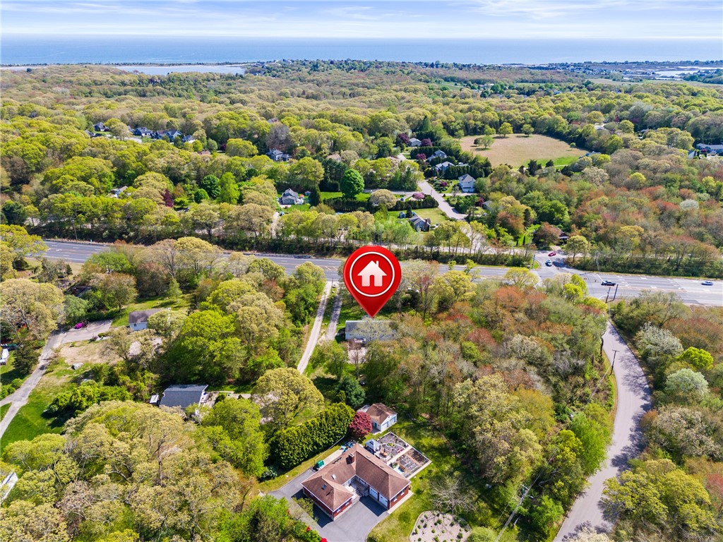 304 Post Road Westerly, RI 02891 - Photo 3 of 50