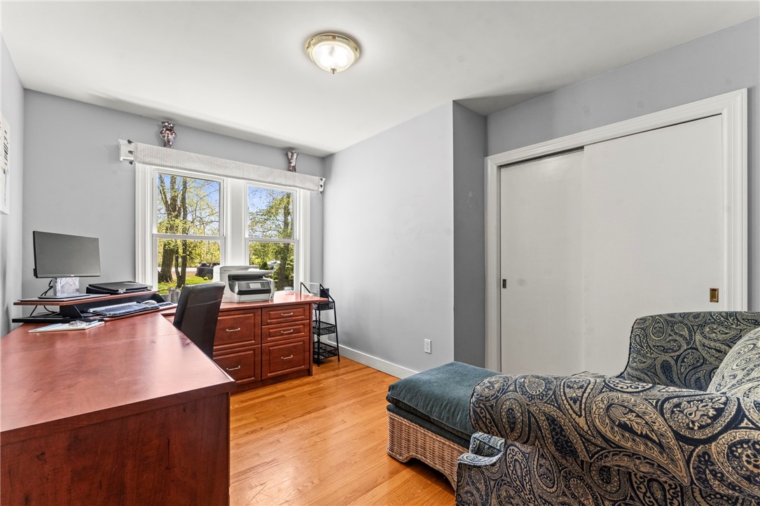 304 Post Road Westerly, RI 02891 - Photo 36 of 50