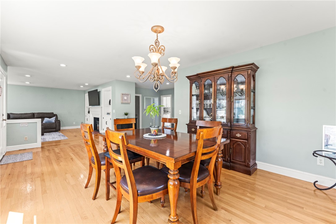 304 Post Road Westerly, RI 02891 - Photo 7 of 50