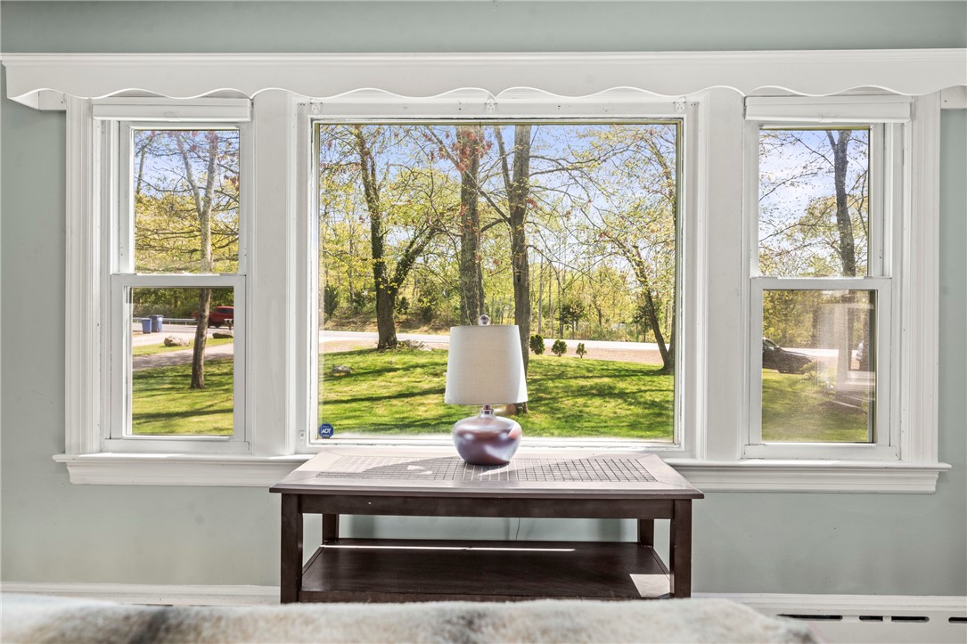 304 Post Road Westerly, RI 02891 - Photo 10 of 50