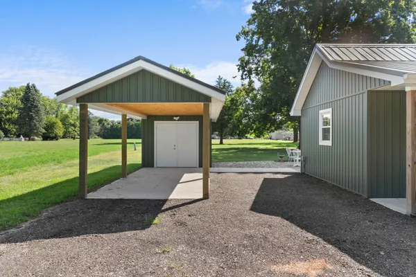 $1,500,000 | 315 South Jackson Street, Unit 315, Hanover, MI 49241