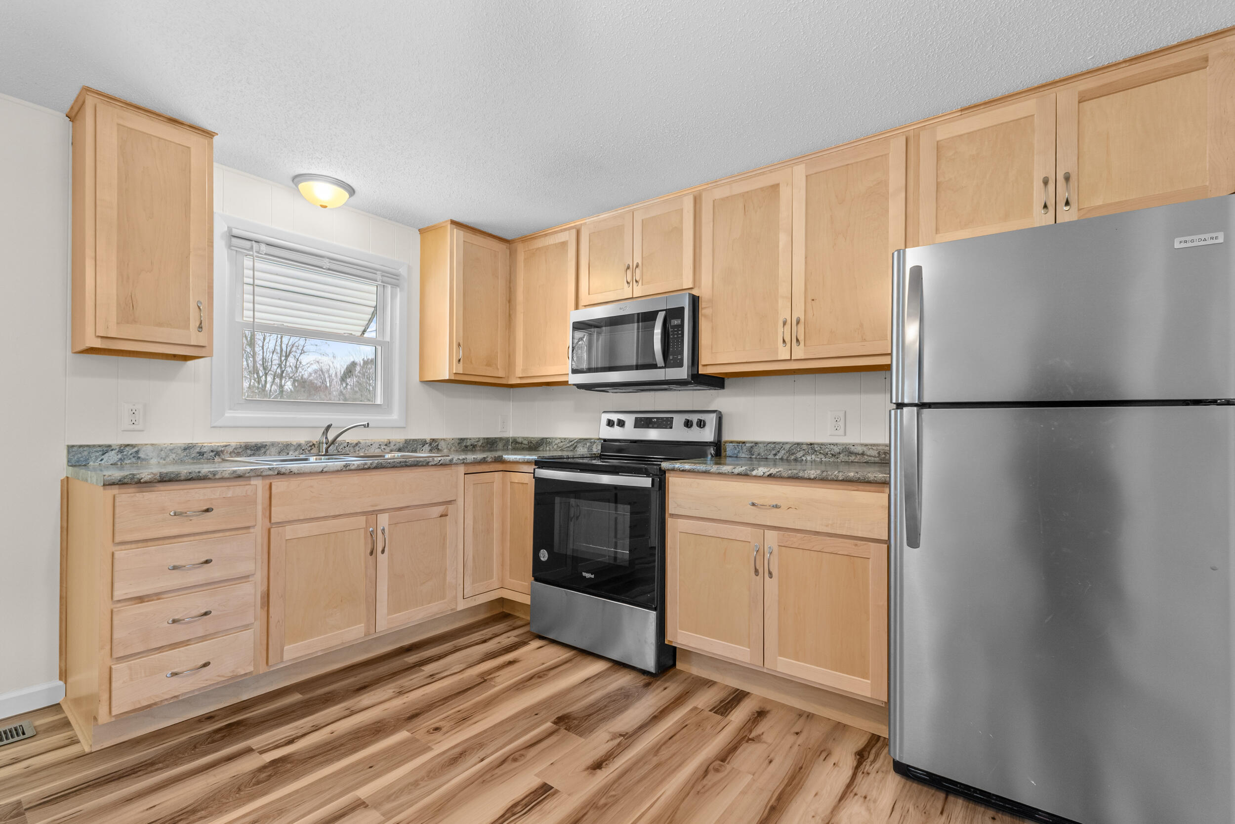 315 South Jackson Street Hanover, MI 49241 - Photo 70 of 86 316 Dean St