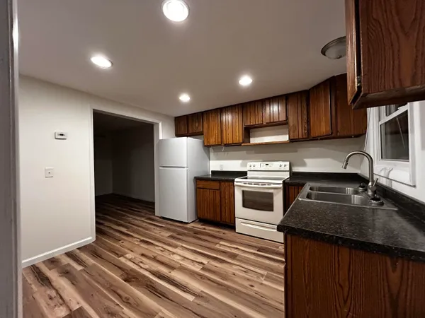 $1,500,000 | 315 South Jackson Street, Unit 315, Hanover, MI 49241