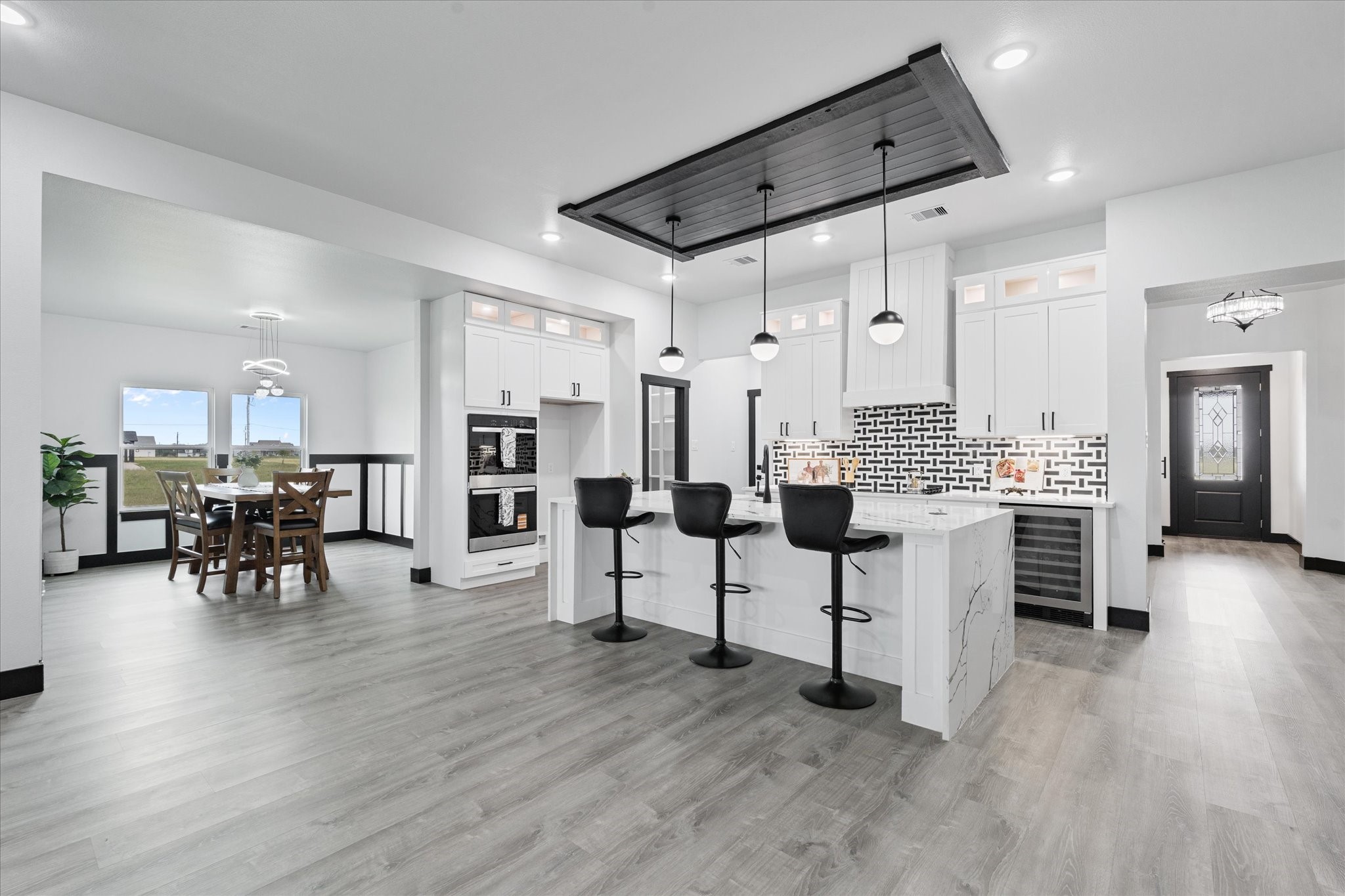 447 Sunset Trail Angleton, TX 77515 - Photo 11 of 41 Kitchen/Formal dining Room