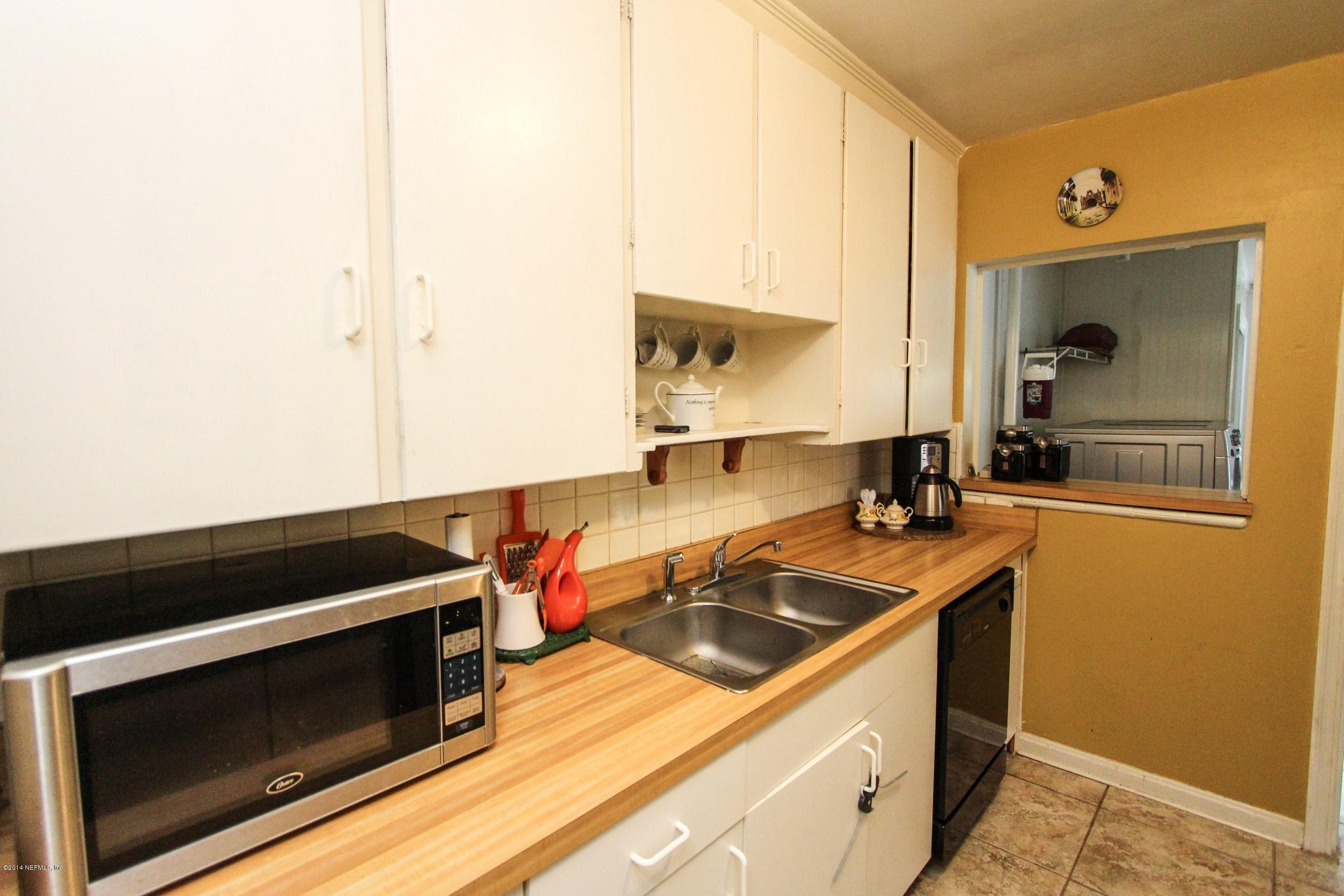 9775 Bradley Road Jacksonville, FL 32246 - Photo 11 of 24 Kitchen View 3