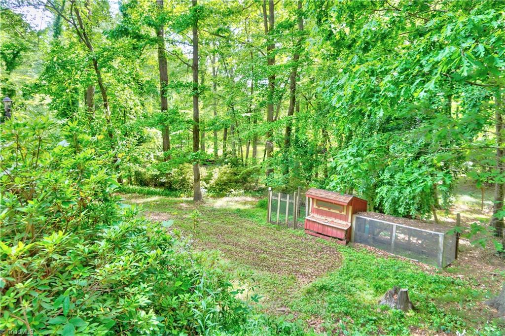 128 Brookberry Road Mount Airy, NC 27030 - Photo 5 of 26 Gallery Image 5