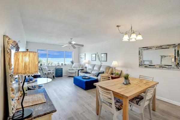 $1,350 | 1502 South Lakeside Drive, Unit 414, Lake Worth Beach, FL 33460