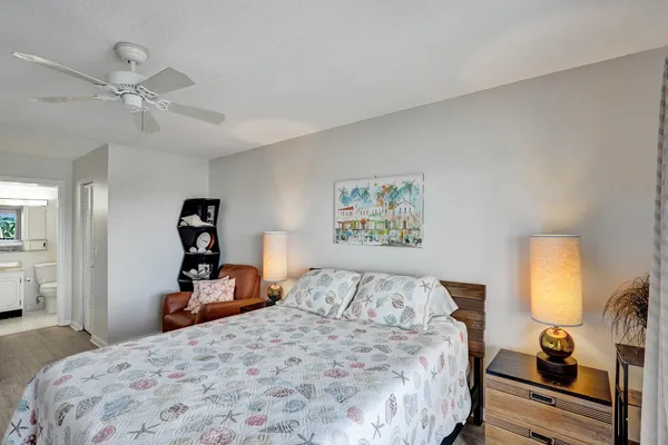 $1,350 | 1502 South Lakeside Drive, Unit 414, Lake Worth Beach, FL 33460