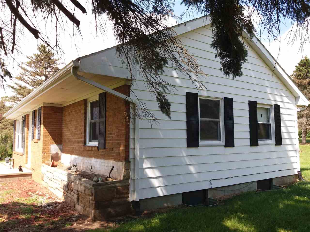 1539 South Morrice Road Owosso, MI 48867 - Photo 20 of 22 31327932-19.JPG