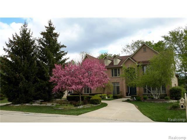 3591 Cedar Shake Drive Rochester Hills, MI 48309 - Photo 2 of 19