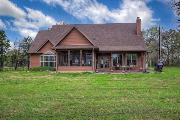 $669,900 | 811 County Road 4250, Point, TX 75472